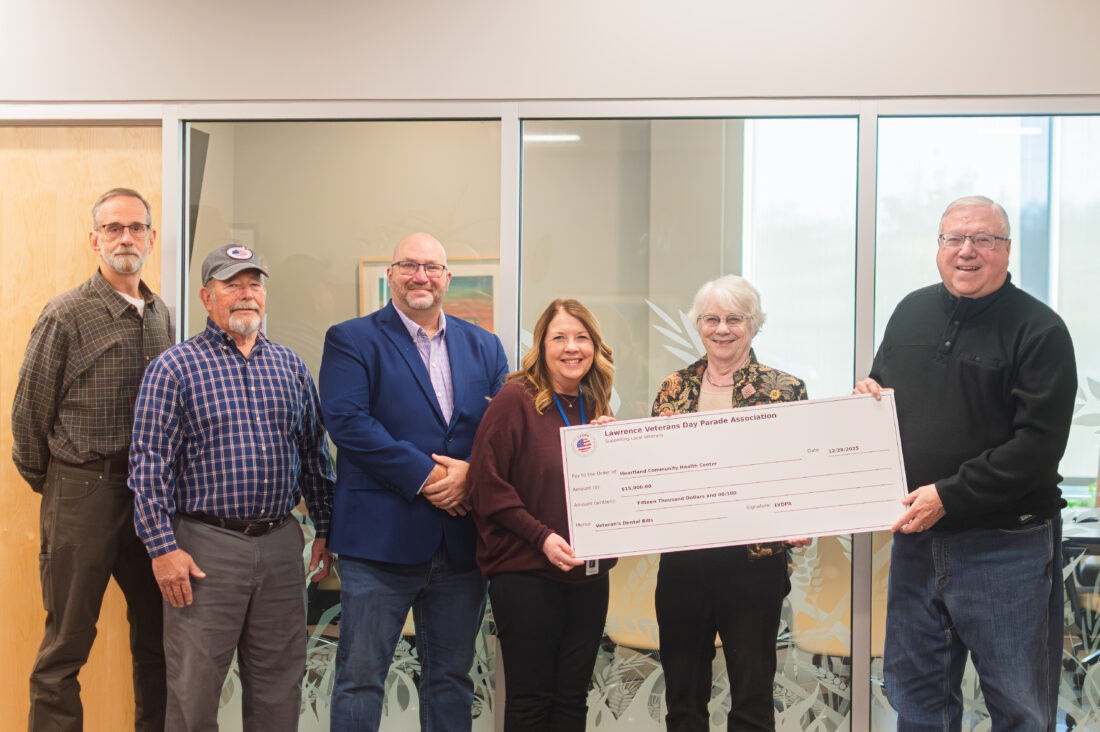 Parade association donates ,000 to Heartland Community Health Center to provide dental care for veterans | News, Sports, Jobs